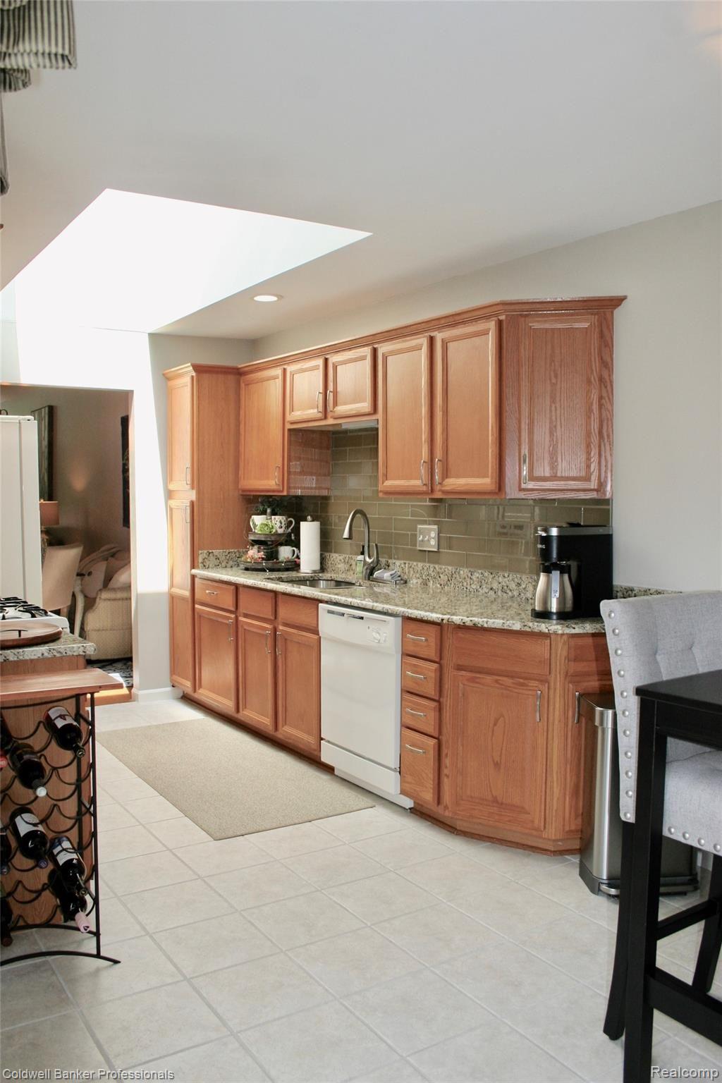 18347 Pleasant Valley Drive Macomb, MI 48044 - Photo 21 of 55 fullsizeoutput_523.jpeg