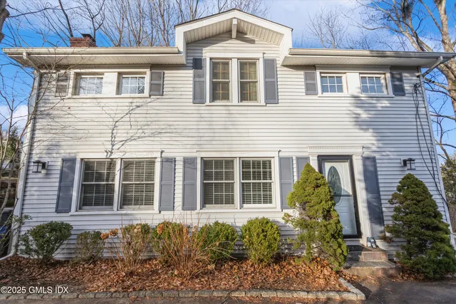 $10,000 | 181 East Putnam Avenue, Greenwich, CT 06830