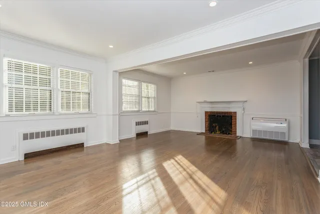 $10,000 | 181 East Putnam Avenue, Greenwich, CT 06830