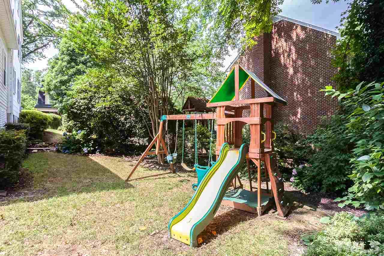 2518 Beechridge Road Raleigh, NC 27608 - Photo 17 of 25