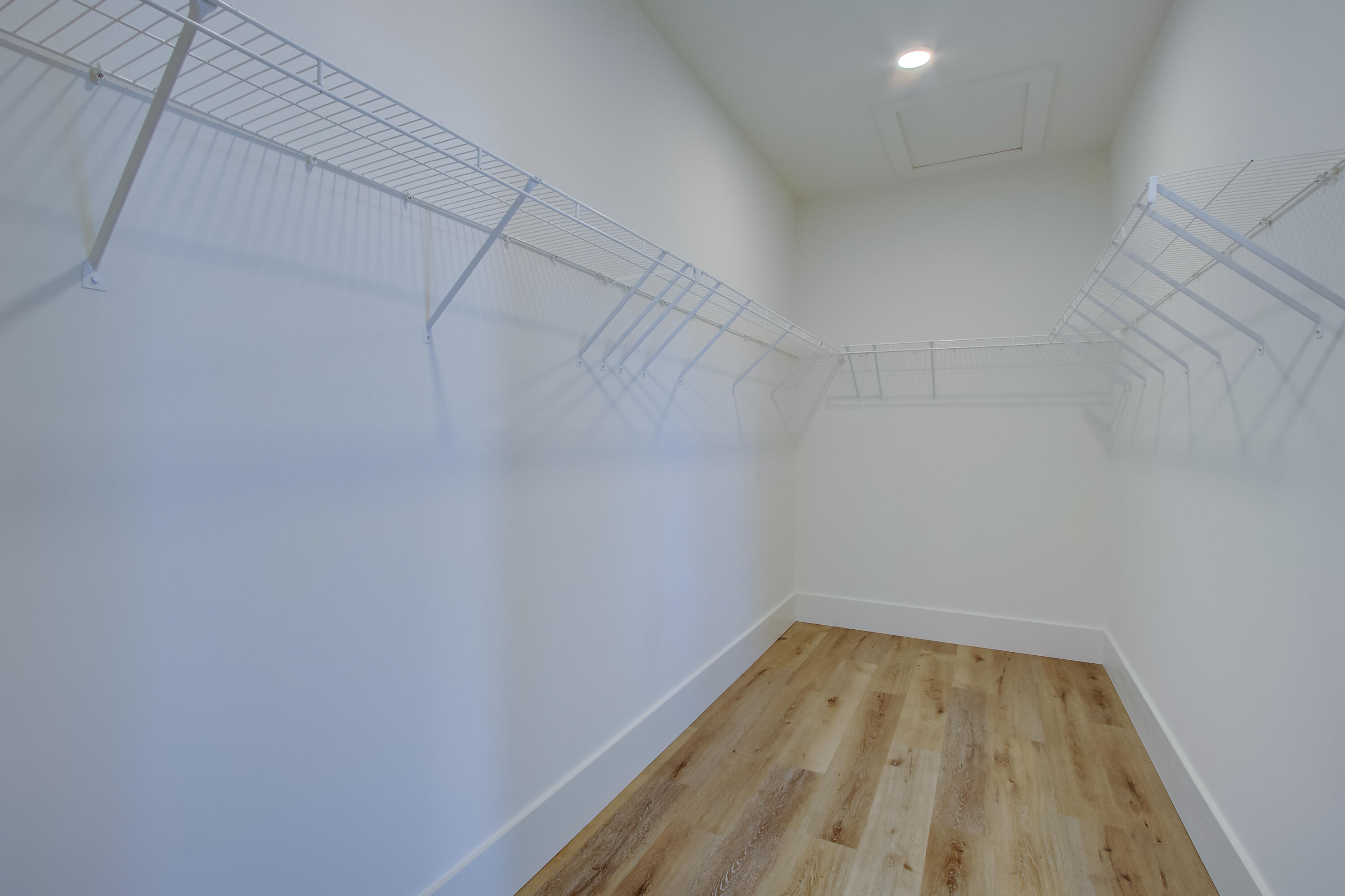 100 True Blue Loop Summerville, SC 29486 - Photo 17 of 32 05192026-120