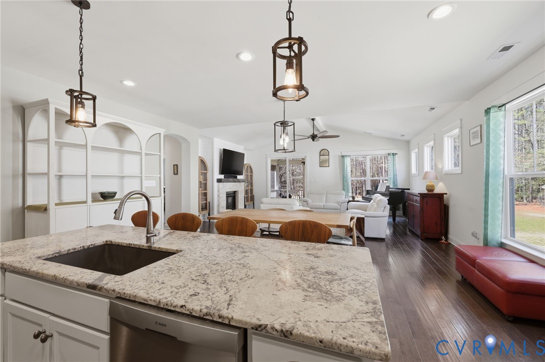 12418 Nash Road Chesterfield, VA 23838 - Photo 17 of 68