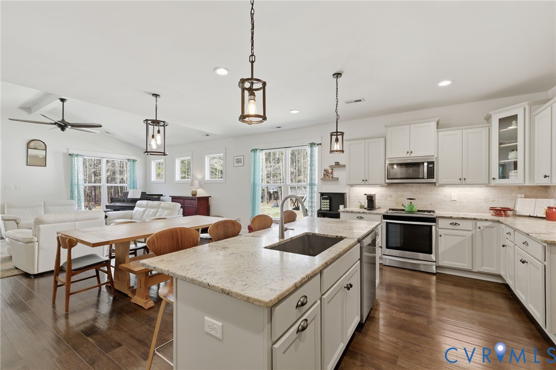 12418 Nash Road Chesterfield, VA 23838 - Photo 20 of 68