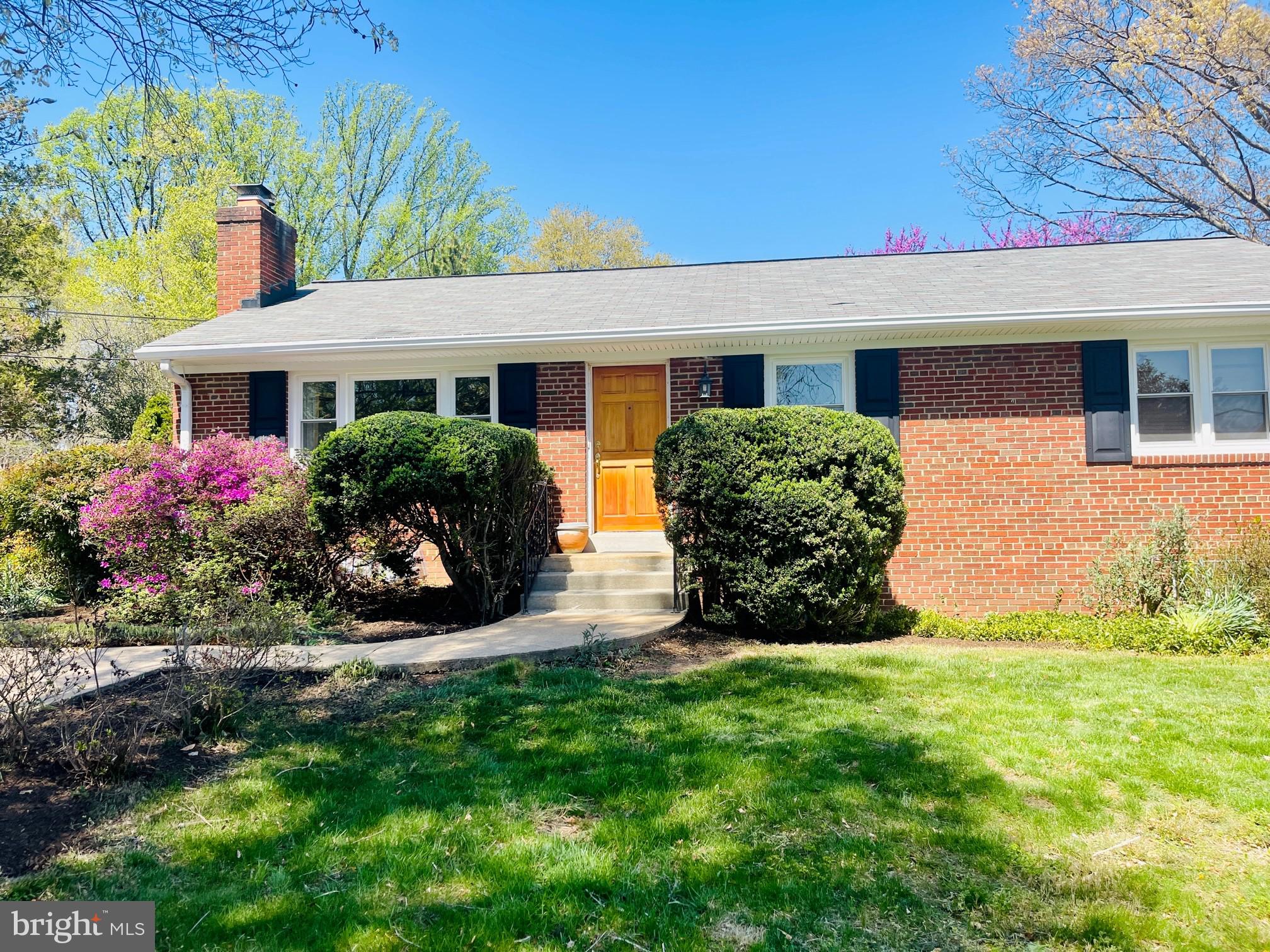 9818 Laurel Street Fairfax, VA 22032 - Photo 1 of 65