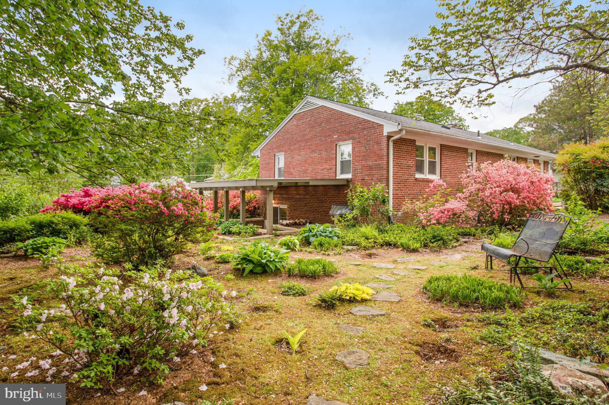 9818 Laurel Street Fairfax, VA 22032 - Photo 63 of 65 Side and rear of home