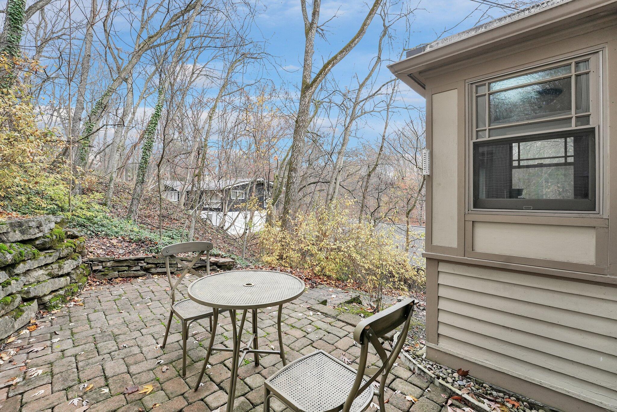 296 Walhalla Road Columbus, OH 43202 - Photo 62 of 75 98-web-or-mls-296-walhalla-rd