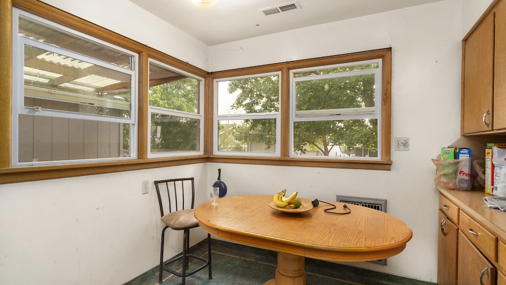 405 B Street Cheney, WA 99004 - Photo 11 of 26 Gallery Image 11