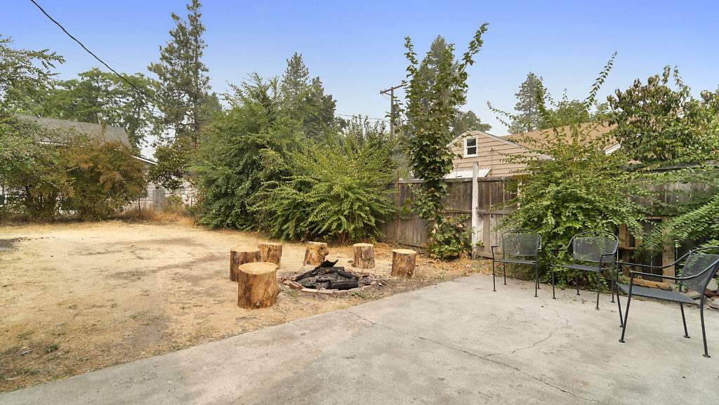405 B Street Cheney, WA 99004 - Photo 24 of 26 Gallery Image 24