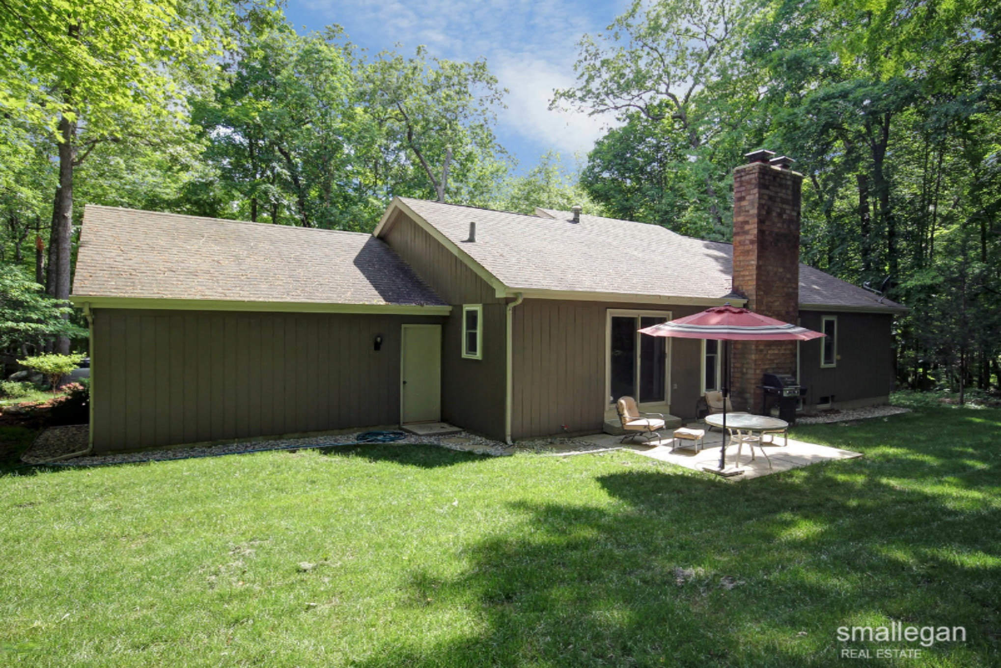 7221 2 Mile Road Northeast Ada, MI 49301 - Photo 5 of 34 IMG_3206_7_8Natural