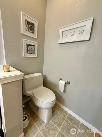 $350,000 | 2103 Tacoma Court, Tacoma, WA 98405