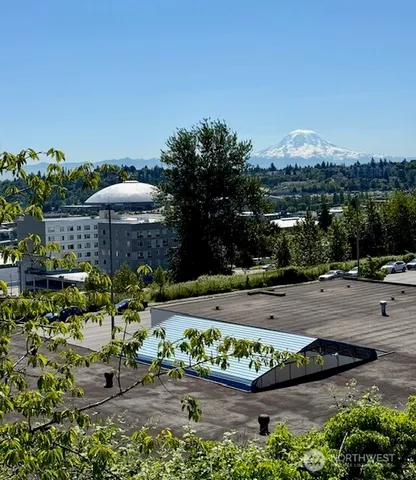 $350,000 | 2103 Tacoma Court, Tacoma, WA 98405