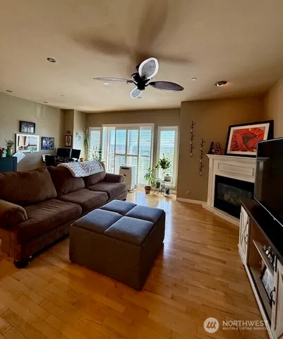 $350,000 | 2103 Tacoma Court, Tacoma, WA 98405