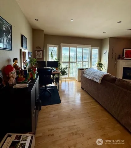 $350,000 | 2103 Tacoma Court, Tacoma, WA 98405