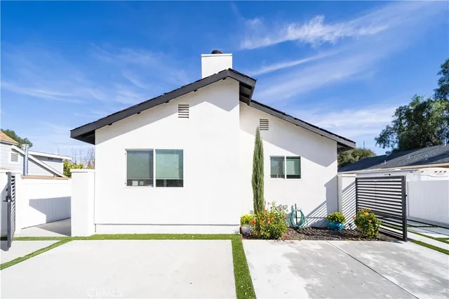 $3,500 | 24902 1st Avenue, Murrieta, CA 92562