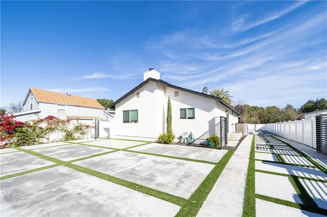 $3,500 | 24902 1st Avenue, Murrieta, CA 92562