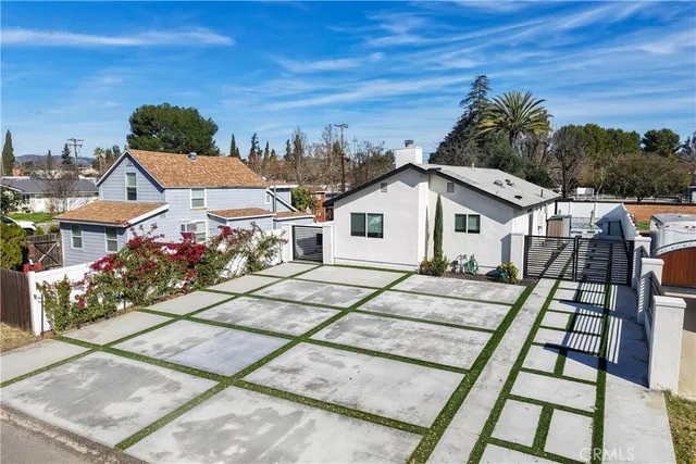 $3,500 | 24902 1st Avenue, Murrieta, CA 92562