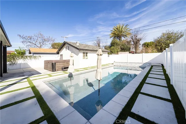 $3,500 | 24902 1st Avenue, Murrieta, CA 92562