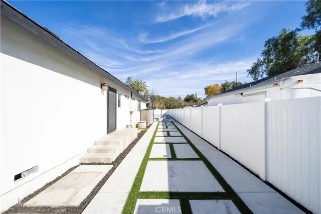 $3,500 | 24902 1st Avenue, Murrieta, CA 92562