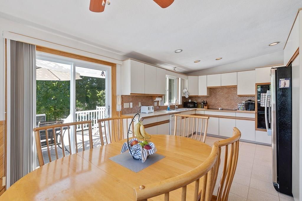 7 Cleveland Road Peabody, MA 01960 - Photo 11 of 31