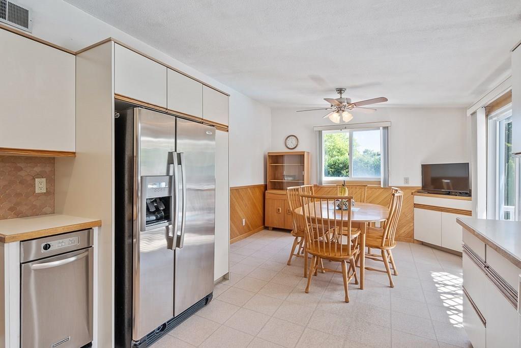 7 Cleveland Road Peabody, MA 01960 - Photo 12 of 31