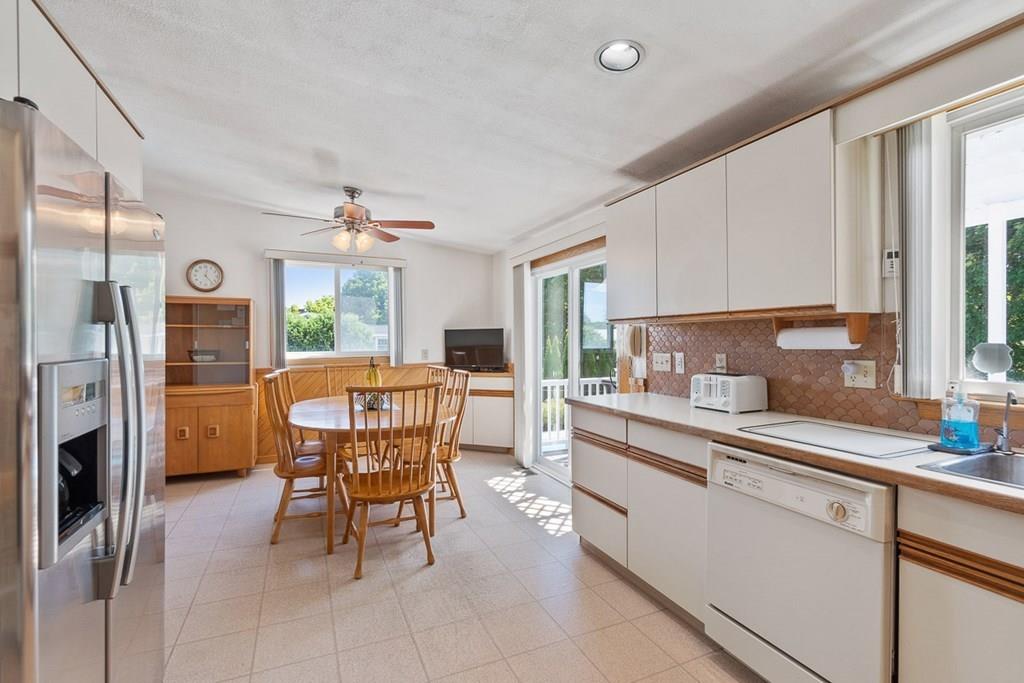 7 Cleveland Road Peabody, MA 01960 - Photo 14 of 31