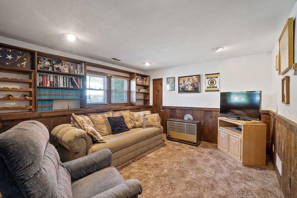 7 Cleveland Road Peabody, MA 01960 - Photo 25 of 31