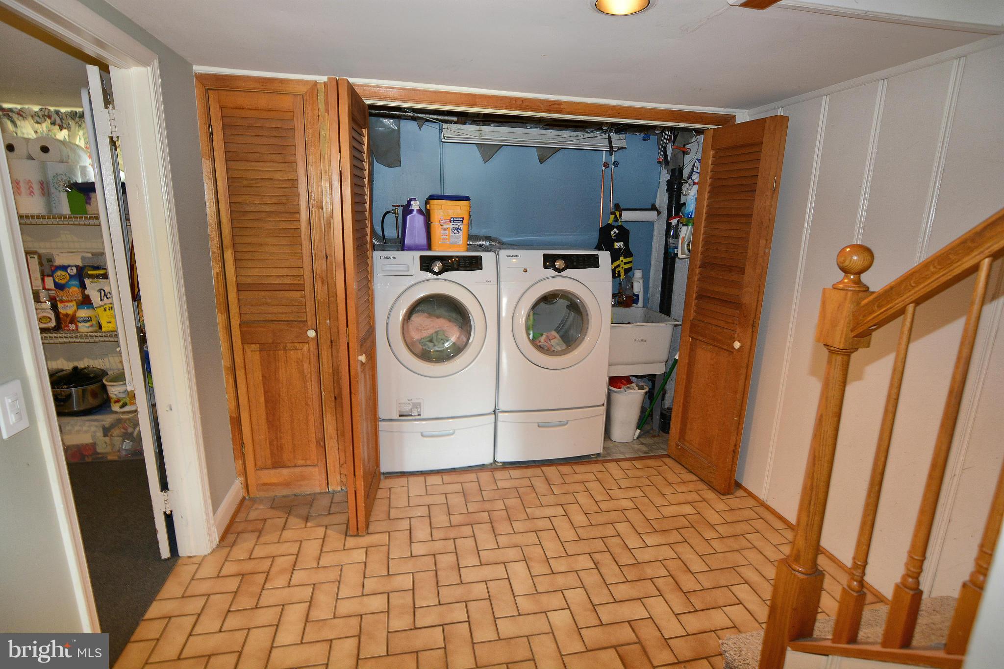 1533 Dellsway Road Towson, MD 21286 - Photo 16 of 30 Front Load Washer and Dryer