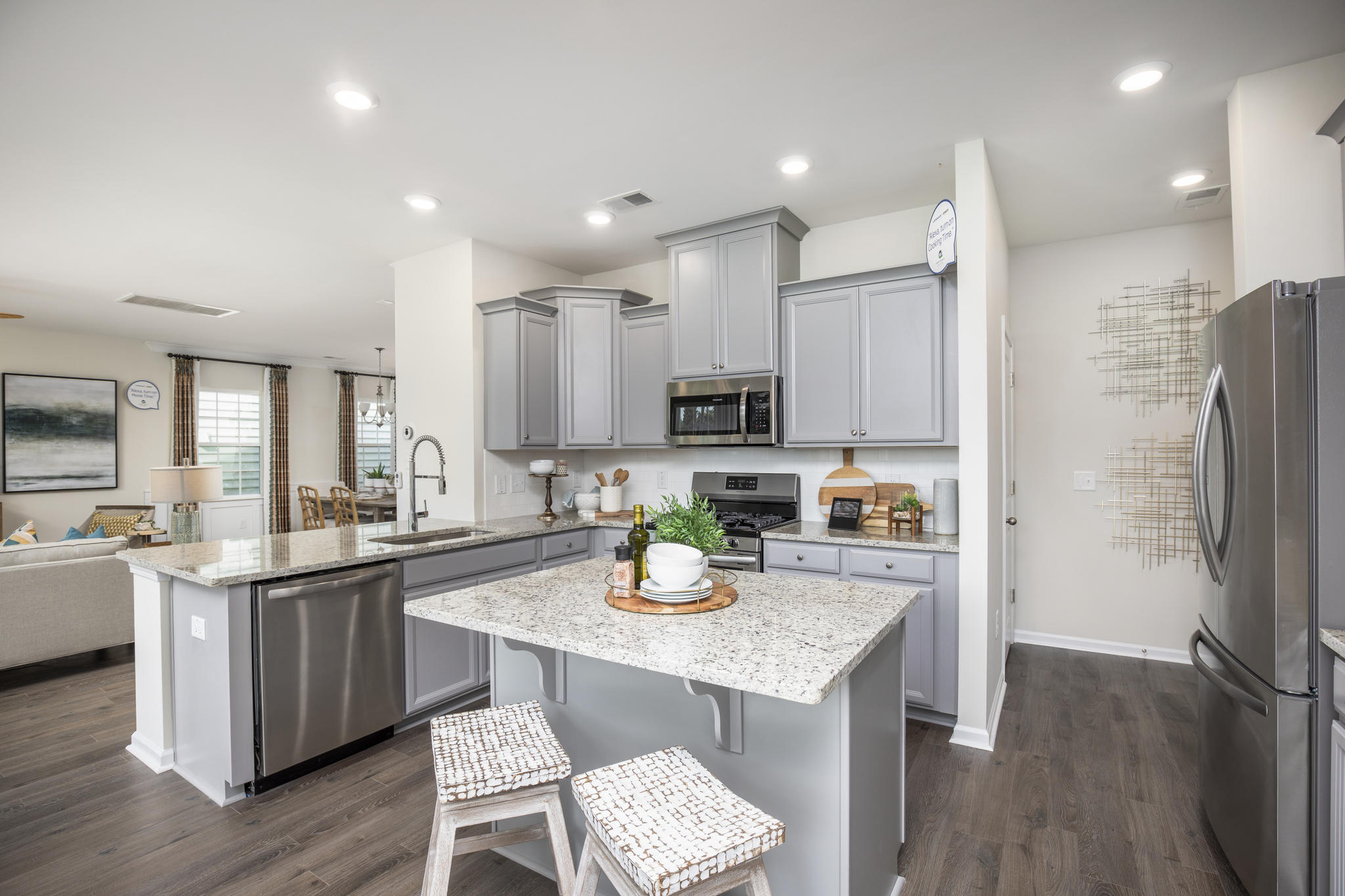 6011 Coral Berry Road Hanahan, SC 29410 - Photo 6 of 26 kitchen2