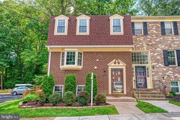 $3,300 | 11719 Dry River Court, Reston, VA 20191