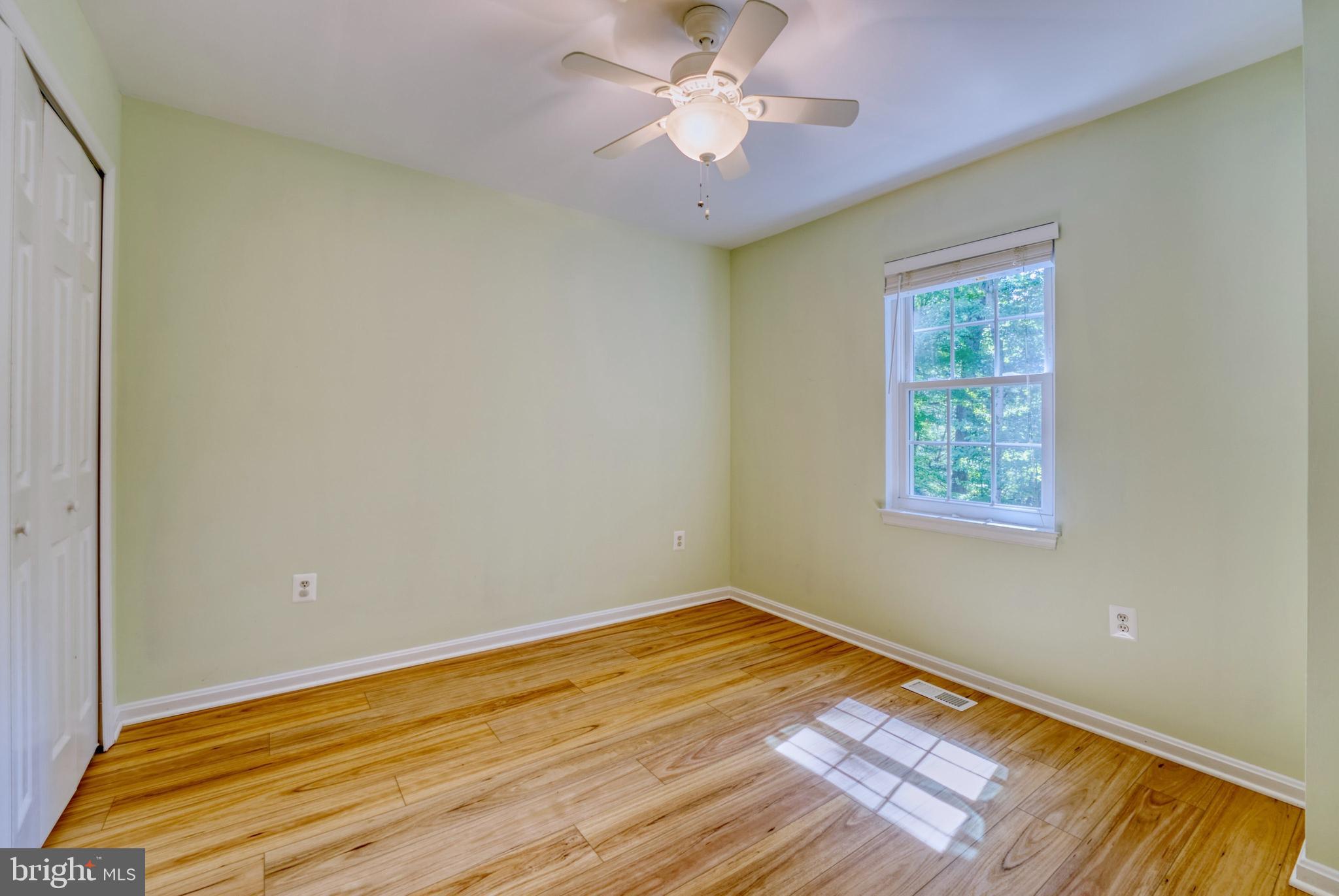 11719 Dry River Court Reston, VA 20191 - Photo 17 of 44 0017 Second Bedroom