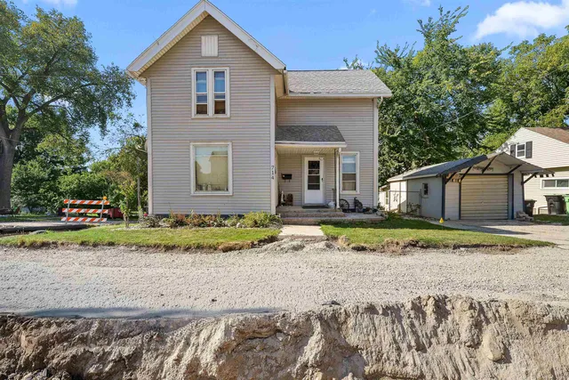 $140,000 | 714 Madison Street, Beaver Dam, WI 53916