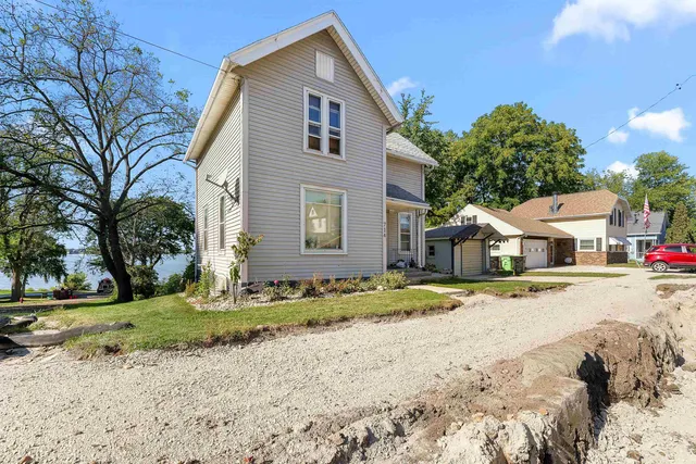 $140,000 | 714 Madison Street, Beaver Dam, WI 53916