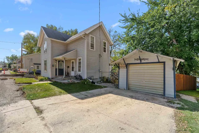 $140,000 | 714 Madison Street, Beaver Dam, WI 53916