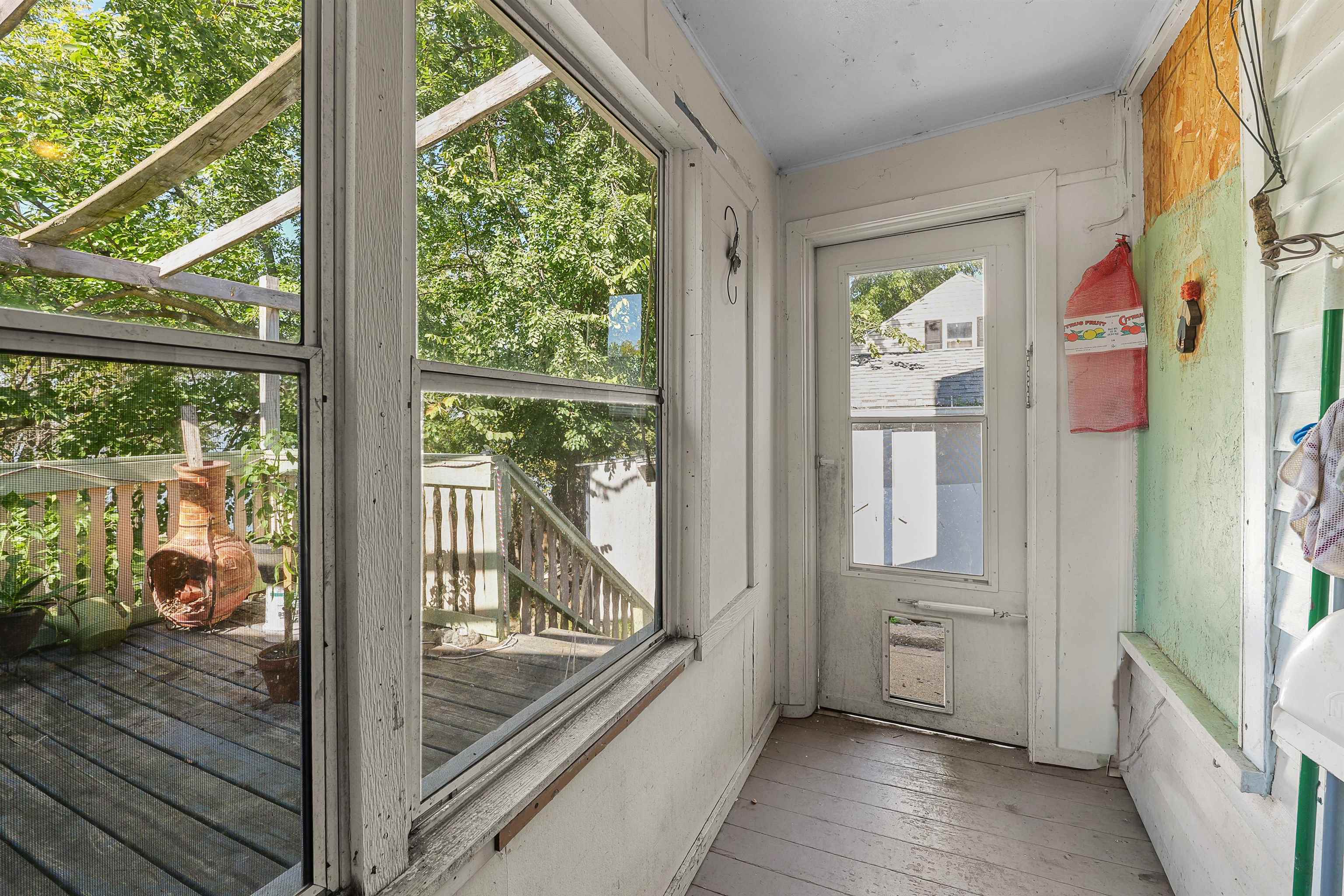 714 Madison Street Beaver Dam, WI 53916 - Photo 4 of 24