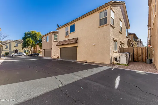 $429,000 | 1368 South Ponderosa Drive, Gilbert, AZ 85296