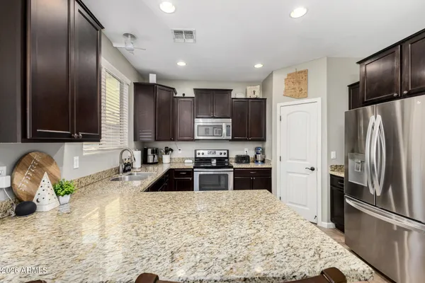 $429,000 | 1368 South Ponderosa Drive, Gilbert, AZ 85296