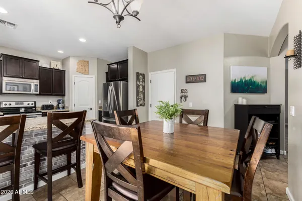 $429,000 | 1368 South Ponderosa Drive, Gilbert, AZ 85296