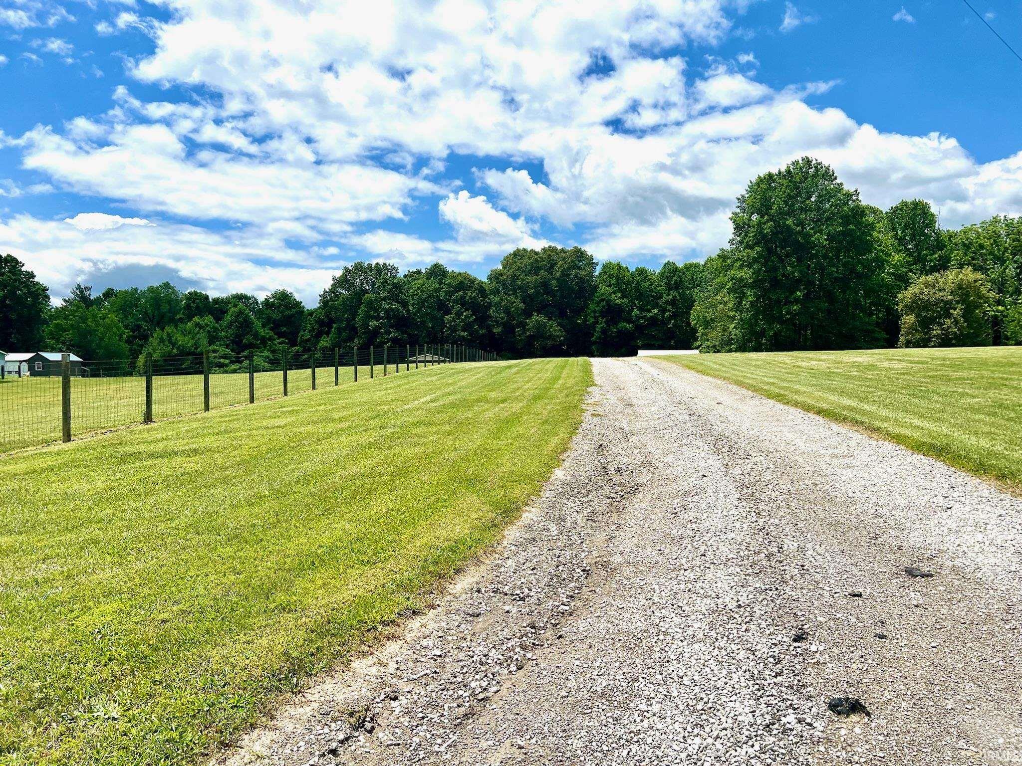 301 Riggle Road Bedford, IN 47421 - Photo 7 of 36