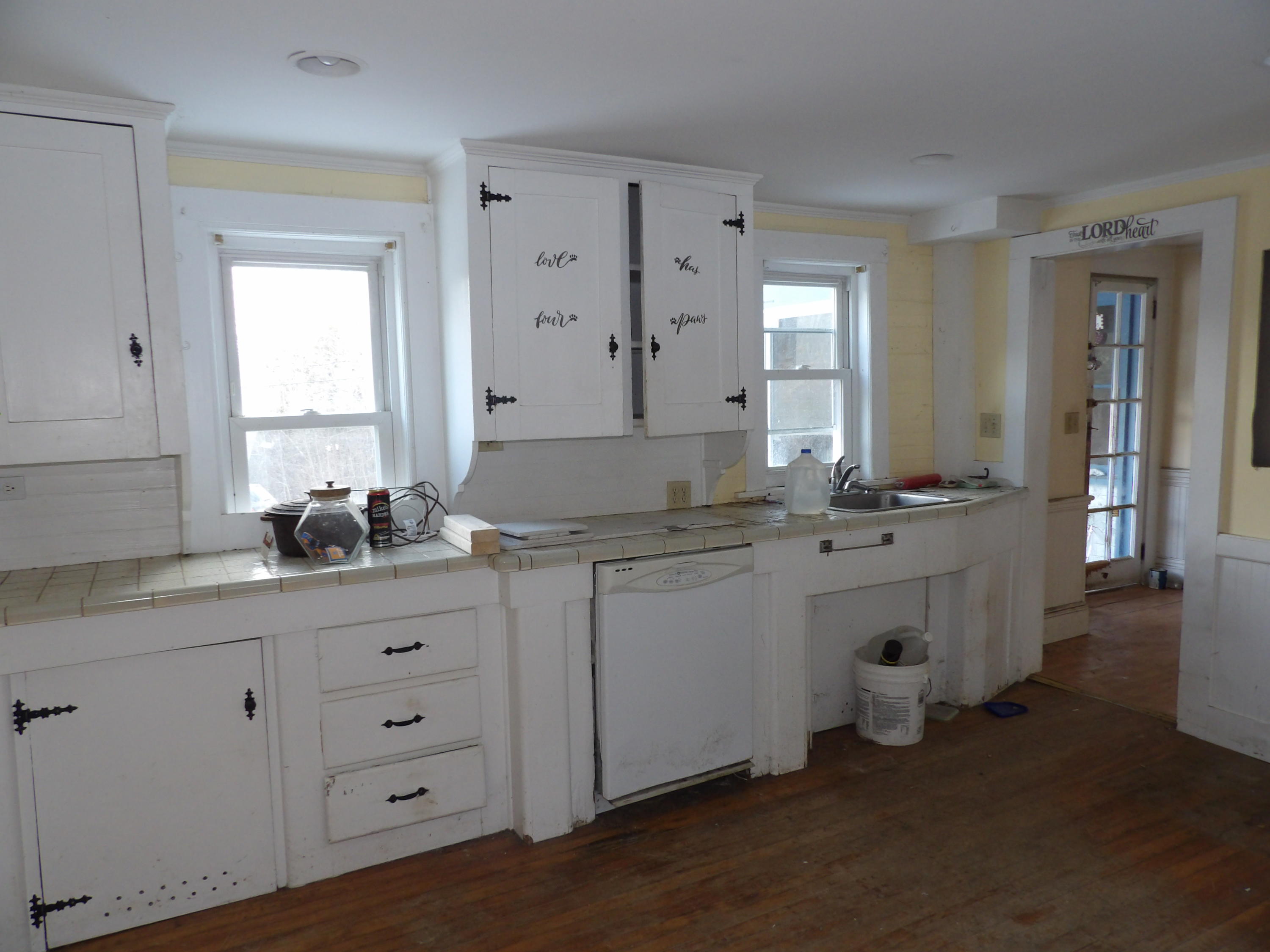 647 Herrick Road Sargentville, ME 04673 - Photo 34 of 42 Altenhoffen kitchen