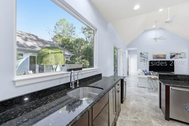 $1,399,550 | 8 Fantail Lane, Hilton Head Island, SC 29926