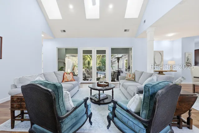 $1,399,550 | 8 Fantail Lane, Hilton Head Island, SC 29926