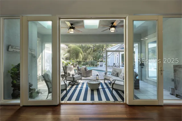 $1,399,550 | 8 Fantail Lane, Hilton Head Island, SC 29926