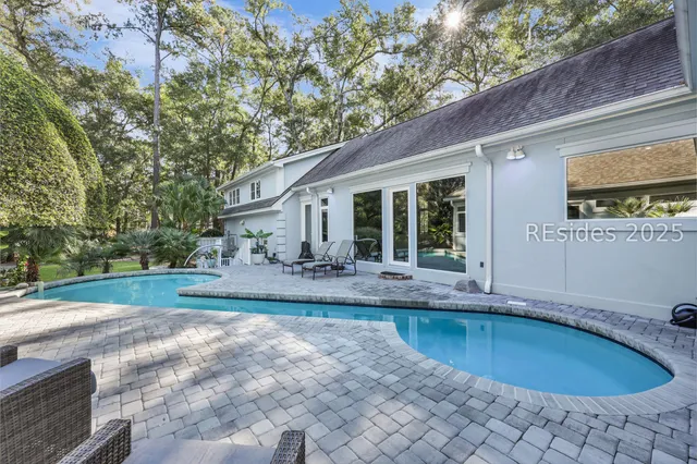 $1,399,550 | 8 Fantail Lane, Hilton Head Island, SC 29926