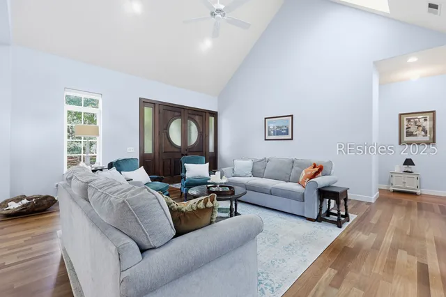 $1,399,550 | 8 Fantail Lane, Hilton Head Island, SC 29926