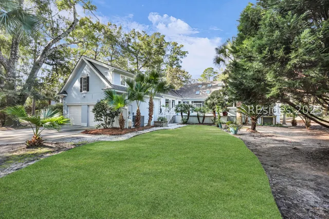 $1,399,550 | 8 Fantail Lane, Hilton Head Island, SC 29926
