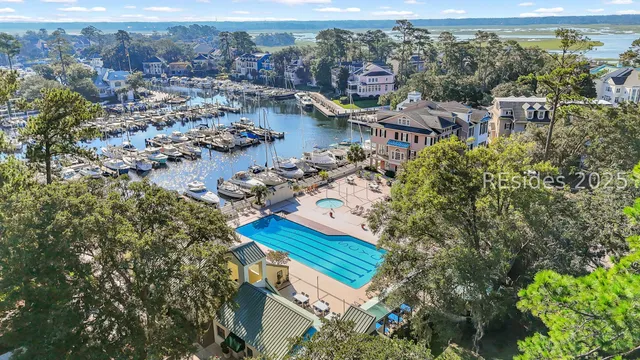 $1,399,550 | 8 Fantail Lane, Hilton Head Island, SC 29926
