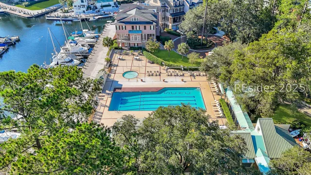 $1,399,550 | 8 Fantail Lane, Hilton Head Island, SC 29926