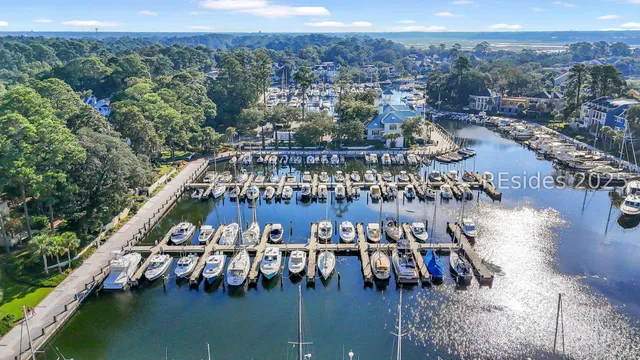 $1,399,550 | 8 Fantail Lane, Hilton Head Island, SC 29926