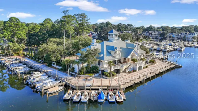 $1,399,550 | 8 Fantail Lane, Hilton Head Island, SC 29926