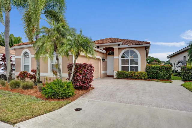 $4,200 | 16658 La Mesa Drive, Delray Beach, FL 33484